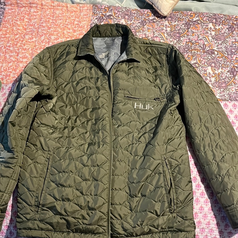 Olive green HUK men’s jacket